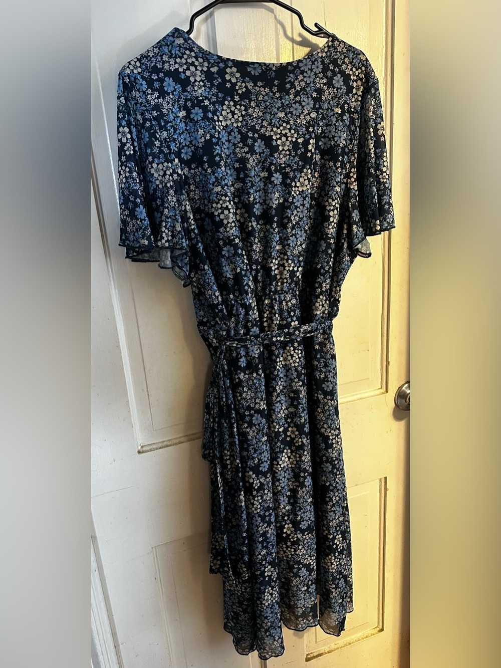 Morgan Taylor Navy Floral Wrap Midi Dress Short Sleeve Flutter High Low XL Boho - Picture 13 of 13